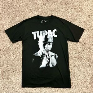 Tupac Men’s Black Graphic T-Shirt